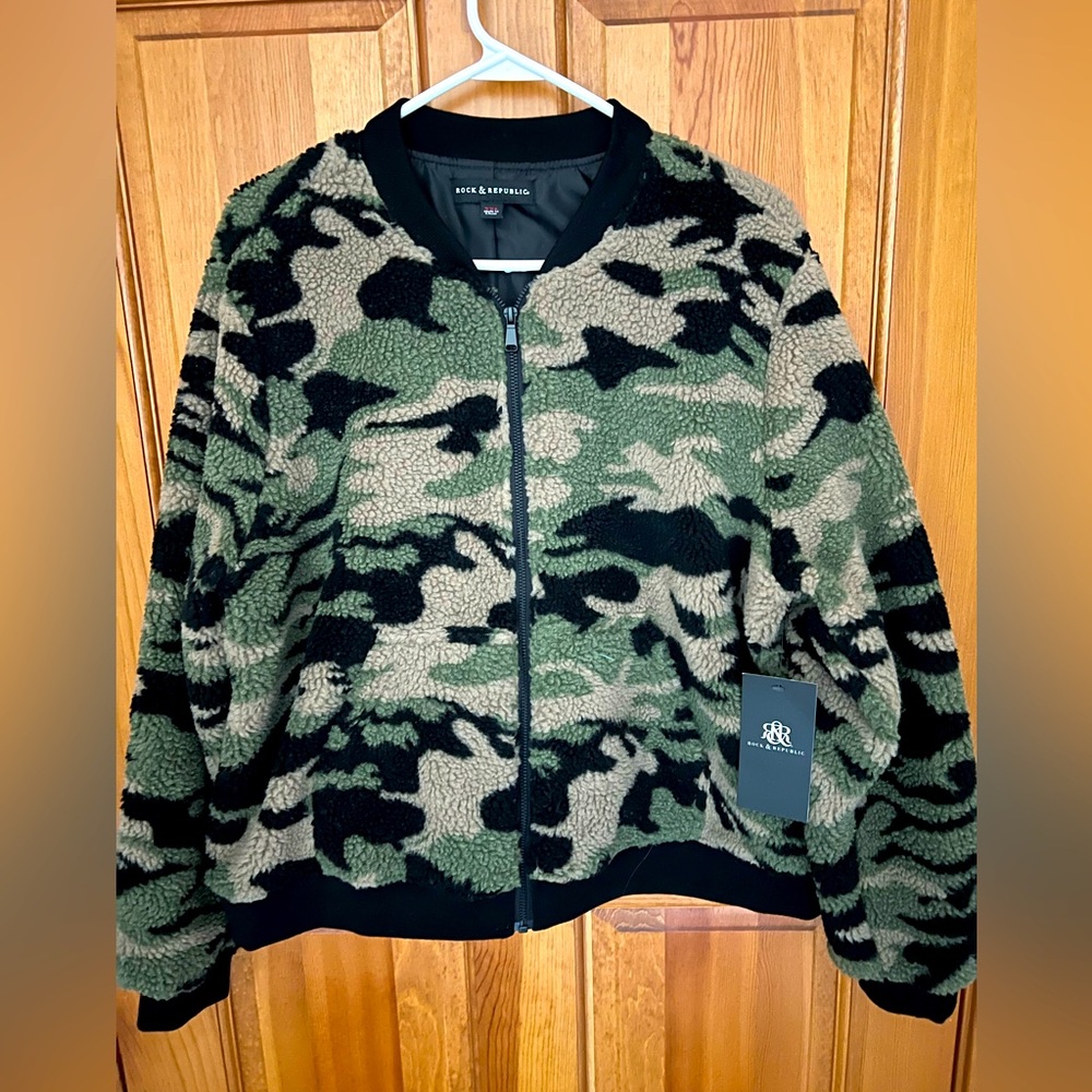 Rock Republic Cameo jacket nwt